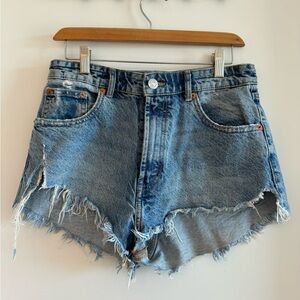 Zara Jean Shorts - Size 6 Med Wash